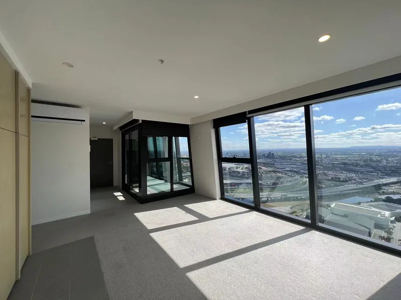 Two Bedrooms Apartment at Docklands