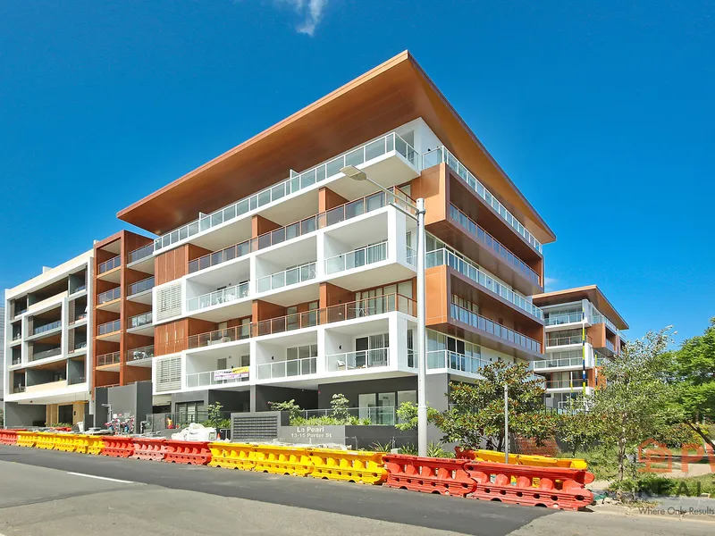 Near New 2 Bedrooms Luxury Apartment!