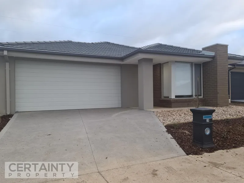 Brand New Spacious Four Bedroom Home In Mickleham!