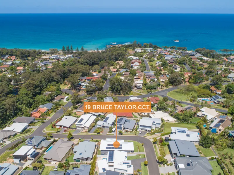 Hamptons style, coastal luxury...