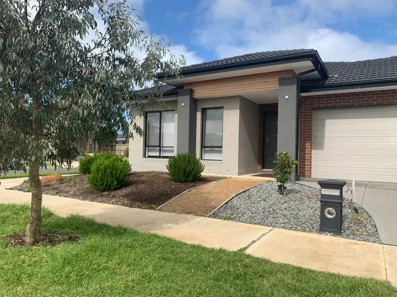 Spectacular luxurious home in Westbrook Truganina