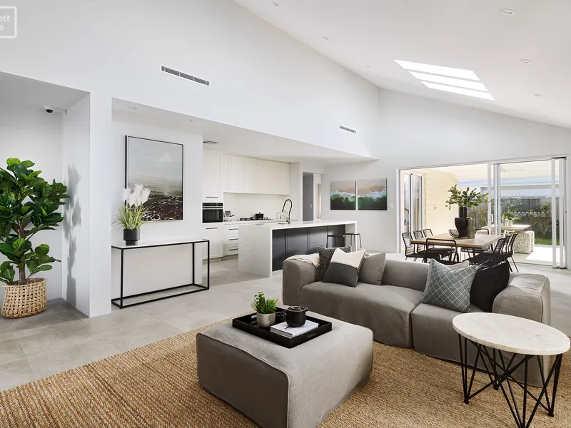 Brand New Home in Established Suburb!