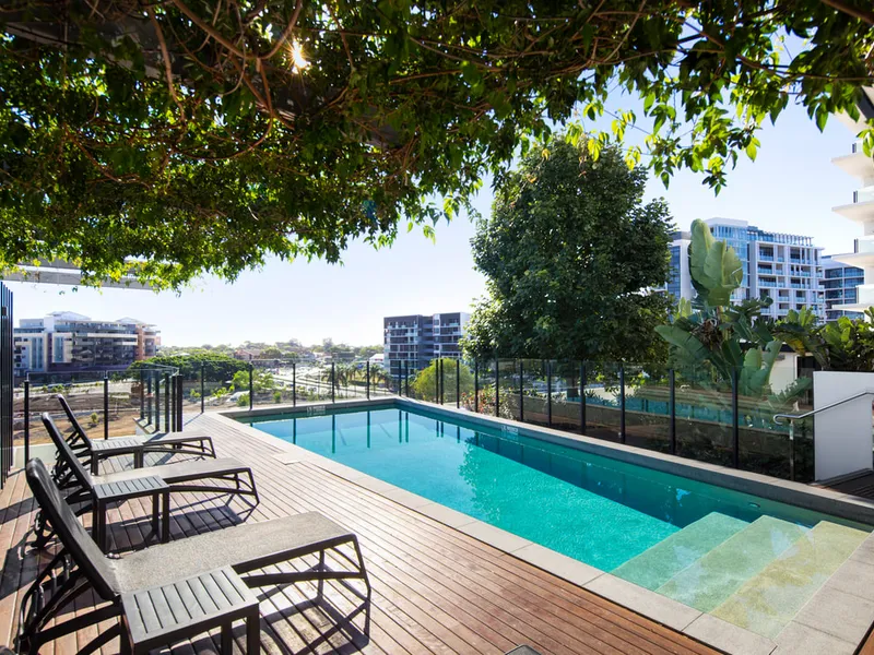 “Alcyone Hotel Residences” 5th Level Apartments at Hamilton’s Desirable Portside Wharf