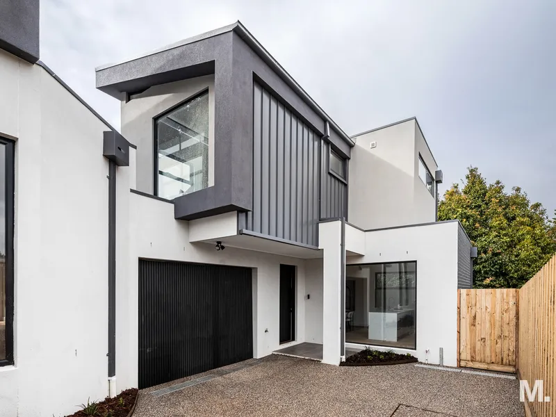 WHEN IT COMES TO BRAND-NEW LUXURY LIVING, THIS ONE'S STATE-OF-THE-LAMART.