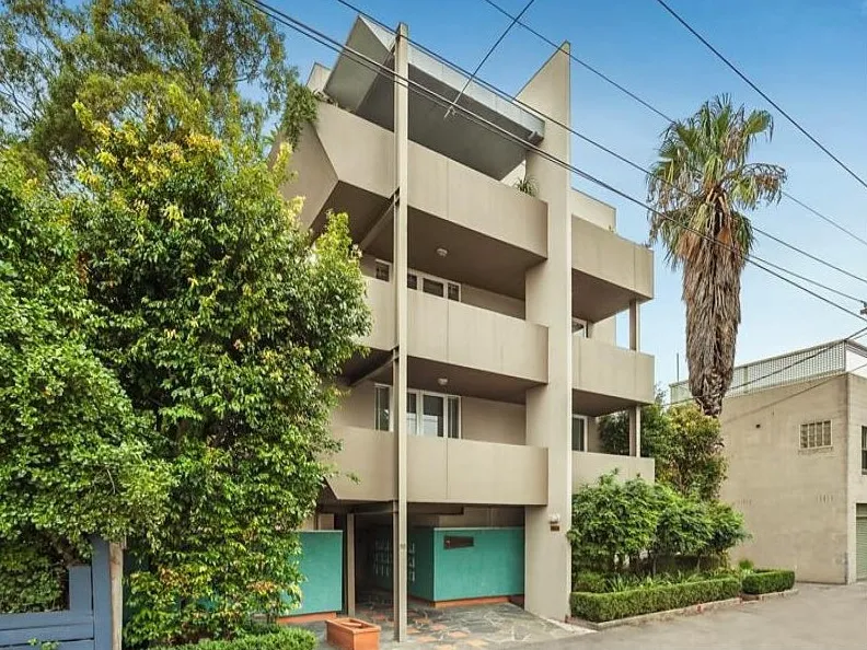 Fabulous Location with City Views