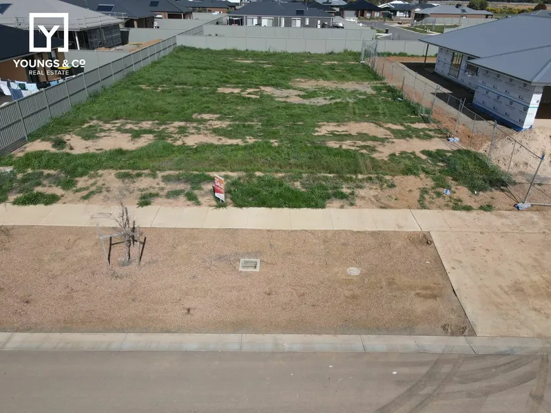 Large 840m2 Residential Block - Ready to Build on Now!