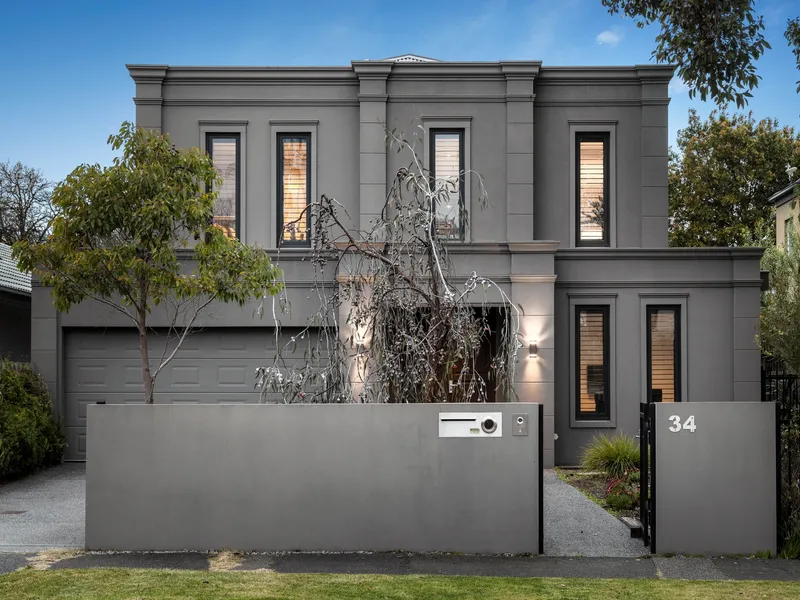 Prestigious Golden Mile Home with Modern Conveniences