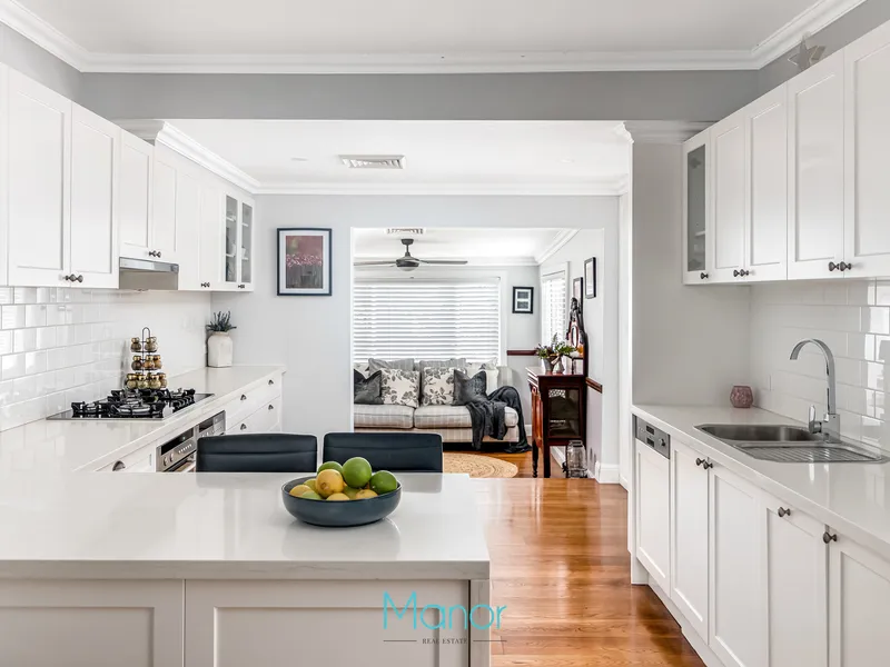 Expansive Family Living