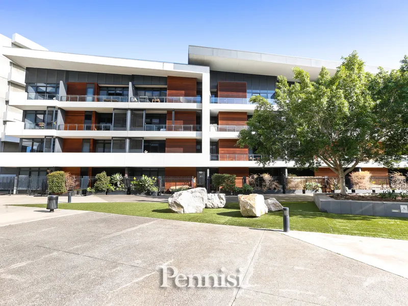 FOR LEASE BY PENNISI