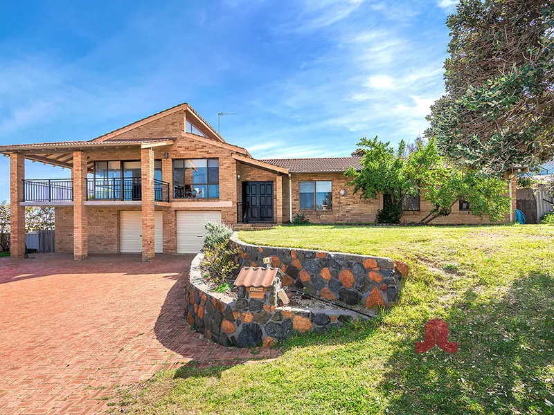 IMAGINE COMING HOME TO THIS - OCEAN VIEWS PLUS MUCH MORE!