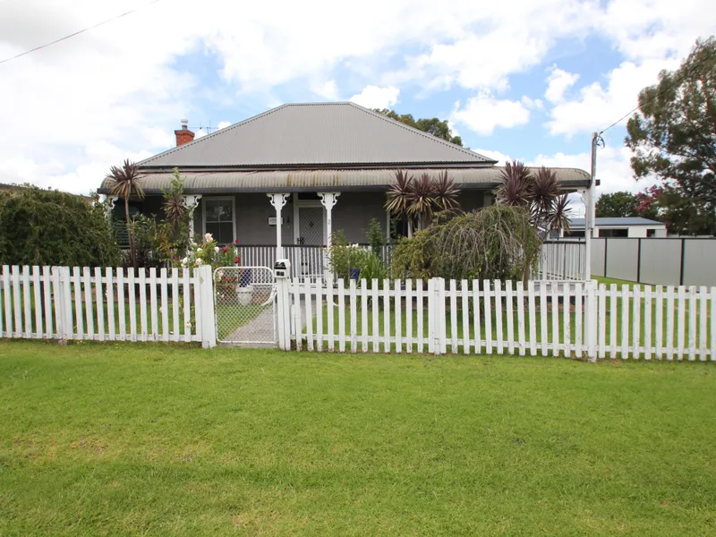 'Redpom Cottage'