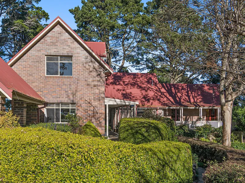 Country Estate in a prized location.