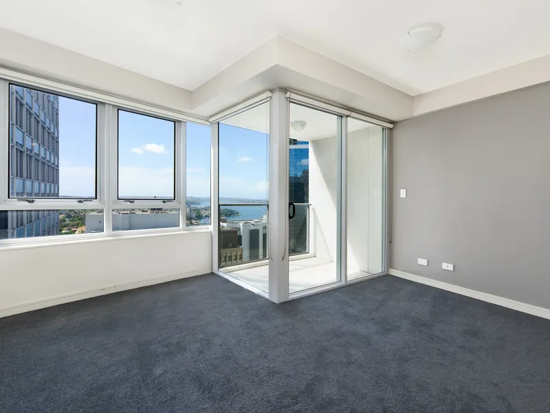 STUDIO APARTMENT WITH SPECTACULAR HARBOUR VIEWS
