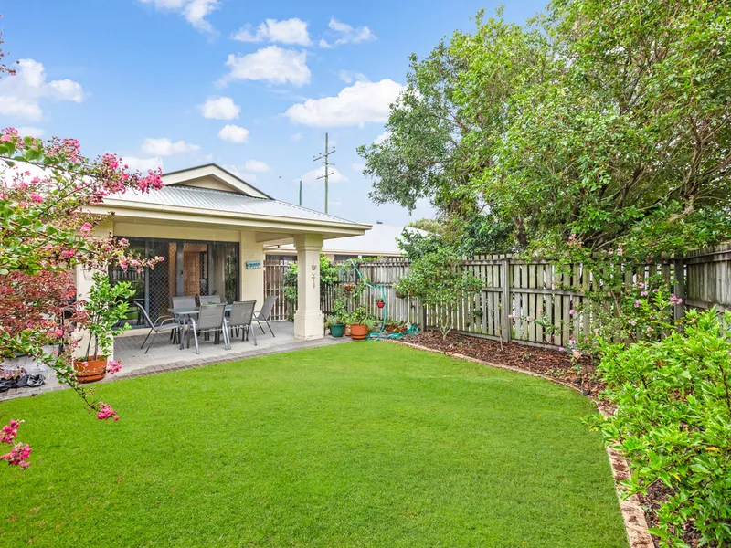 LOWSET DUPLEX - Often sought but seldom found !!!