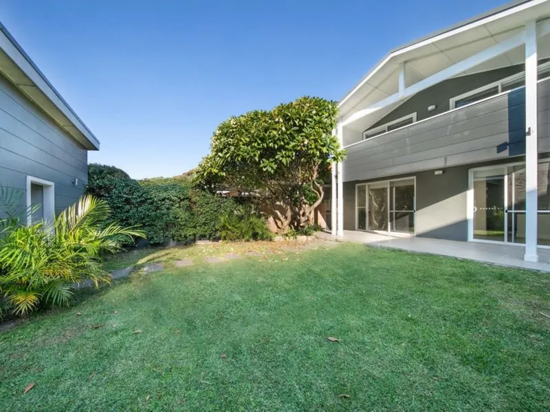 Modern & Spacious Residence in the Heart of Freshwater - Pets Considered