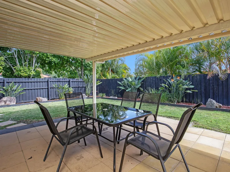 PET FRIENDLY TOWNHOUSE IN A SMALL COMPLEX