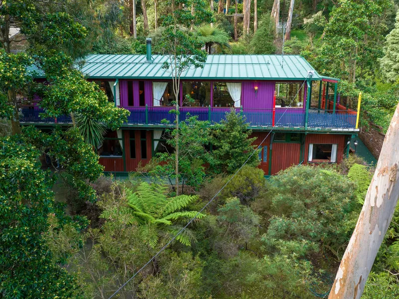 “Treehaven” – A Grand 70s Family Entertainer with Architectural Flair on ¾ Acre