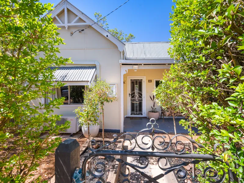 CHARMING AND AFFORDABLE COTTAGE