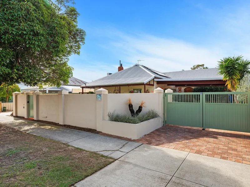 THE HOUSE WITH A TALE TO TELL