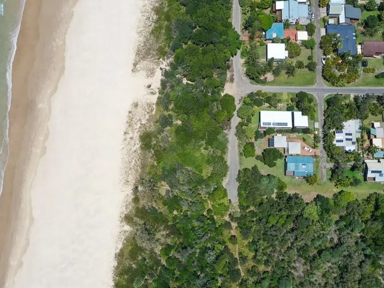 QUINTESSENTIAL BEACHSIDE LIVING