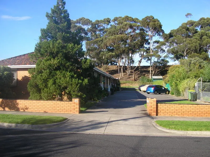 *** A GREAT LOCATION, CLOSE TO EVERYTHING ***