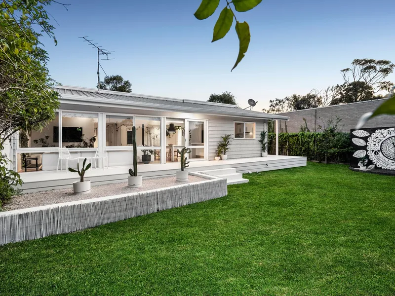 Coastal Character with Premium ‘Old Torquay’ Locale