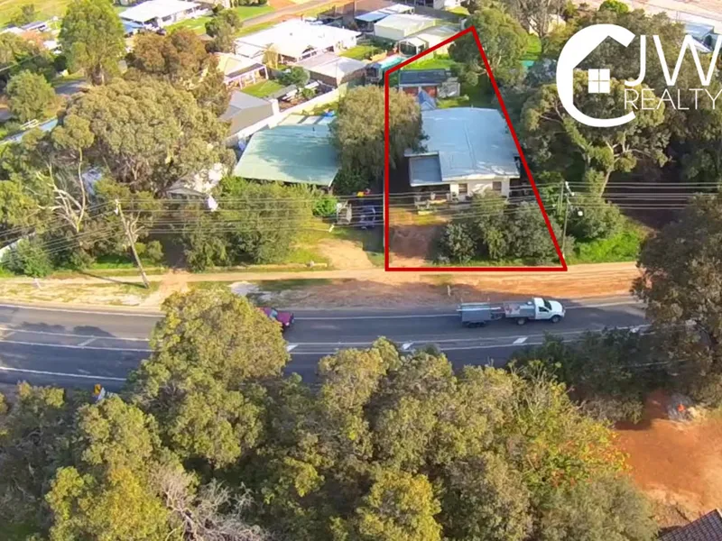 House on Huge Block in the Heart of Vasse!
