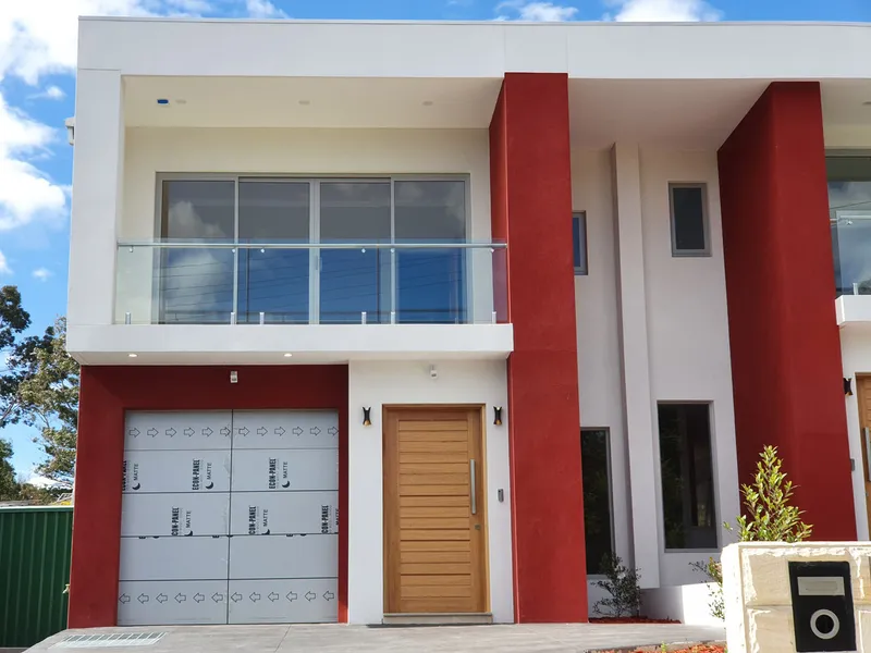 NEAR NEW DOUBLE BRICK DUPLEX