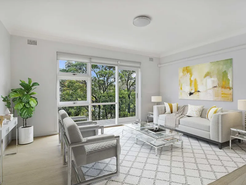 Top floor two bedroom apartment