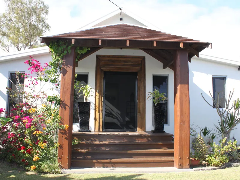 Paradise in one of Hervey Bay's most sought-after suburbs. Just a short 200m walk to stunning Shelly Beach and some of the best restaurants in town