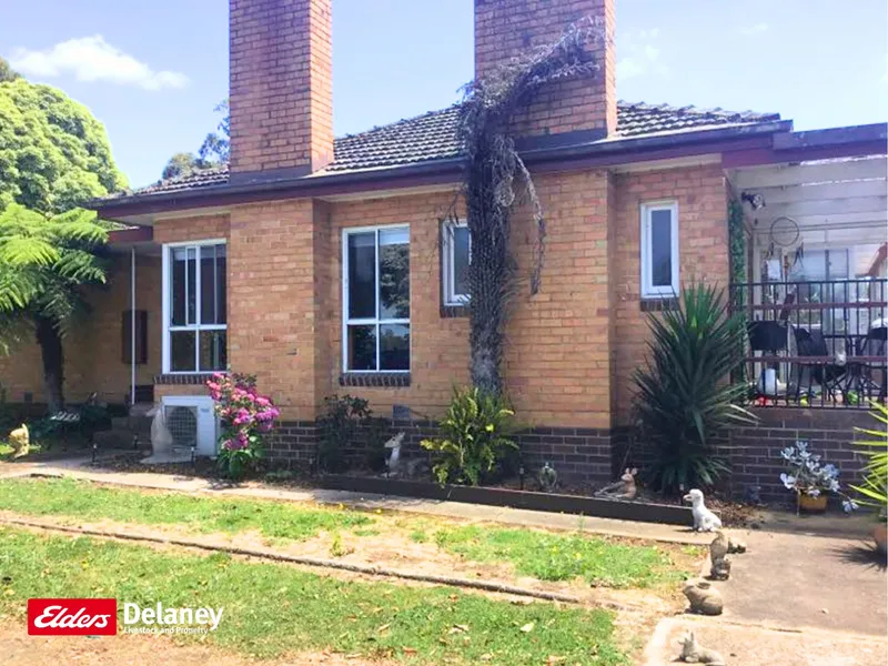 3 Bedroom Home Just Out of Town!