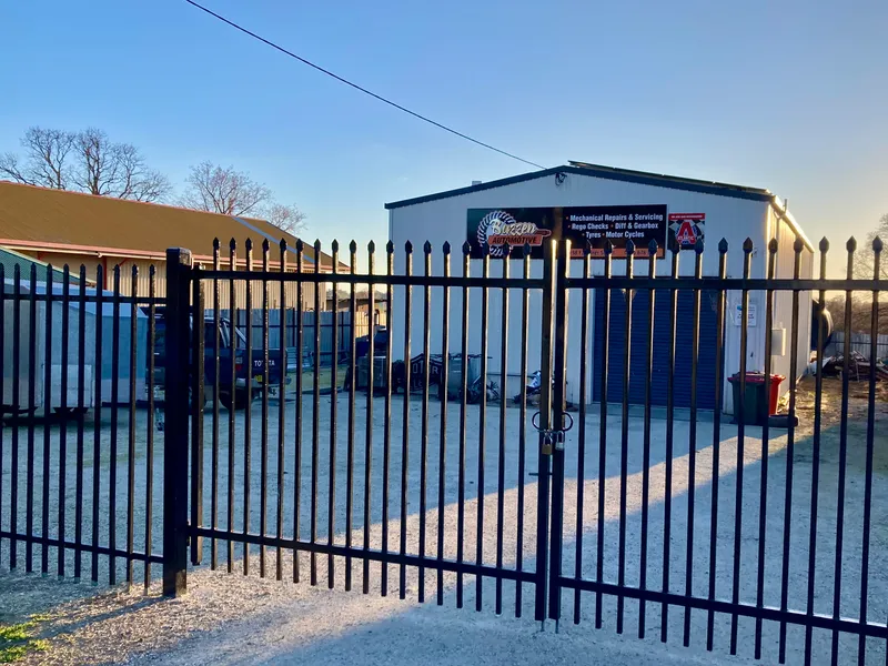 READY MADE MECHANICS WORKSHOP FOR SALE