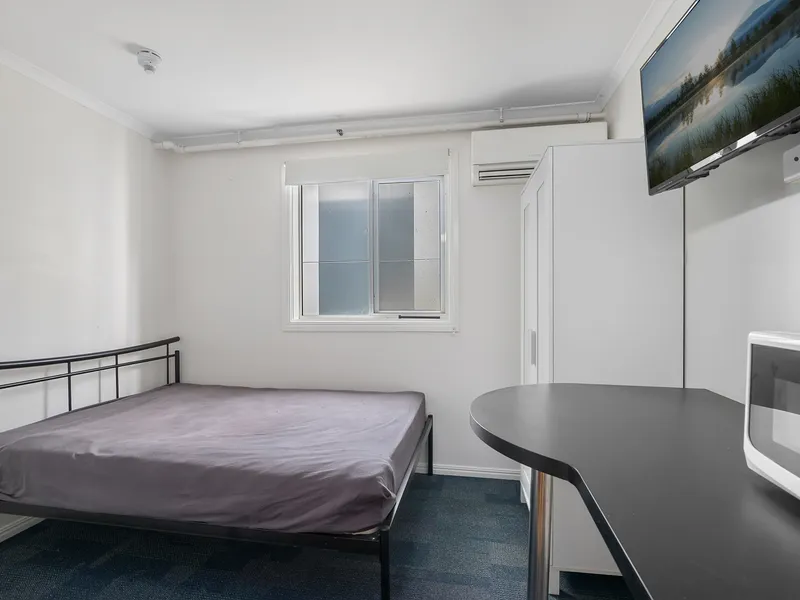 Air-conditioned Studio Apartment – Heart of Fortitude Valley