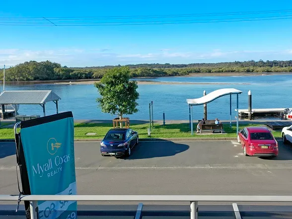 Glorious Myall River Views