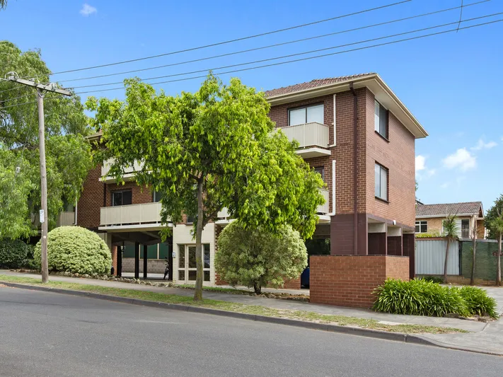 Convenient Location!