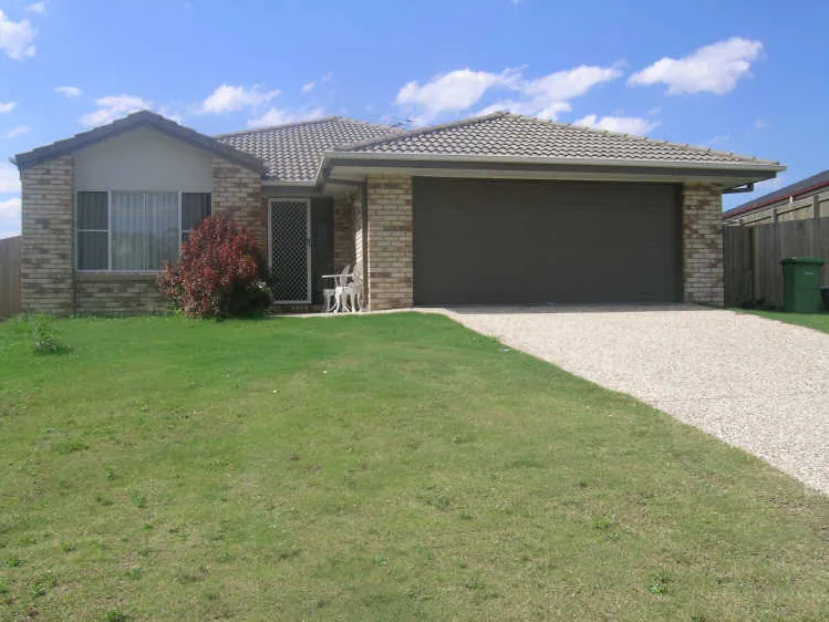 GREAT FAMILY HOME IDEAL LOCATION