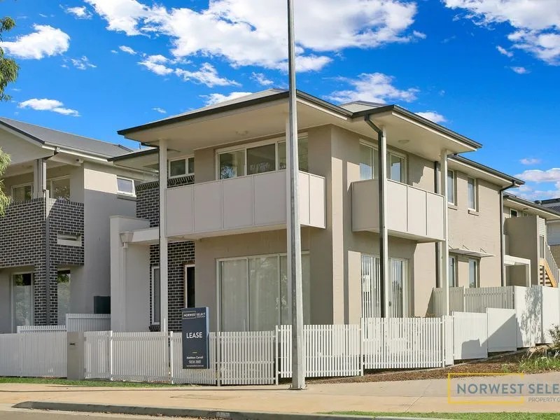 Walking Distance to Rouse Hill Town Centre