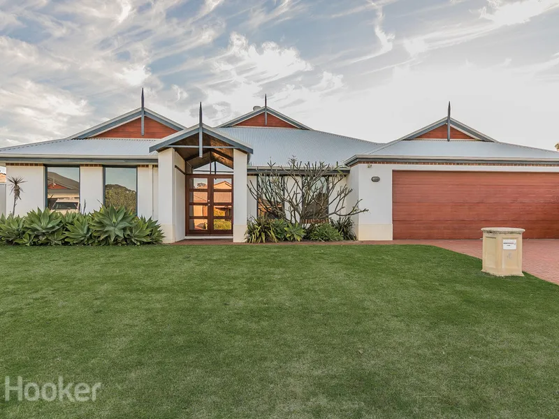 STUNNING HOME AND GREAT LOCATION