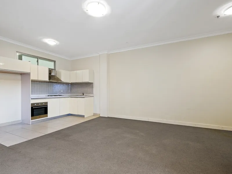 TWO BEDROOM UNIT WITH CITY VIEWS- A MUST SEE