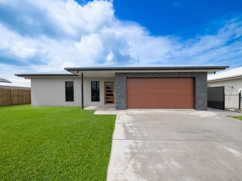 Beautifully Built Brand New Home - Just Move In!
