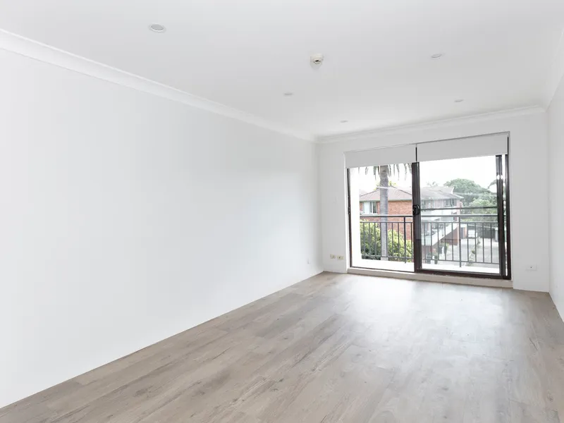 Modern Apartment 150m from the Beach