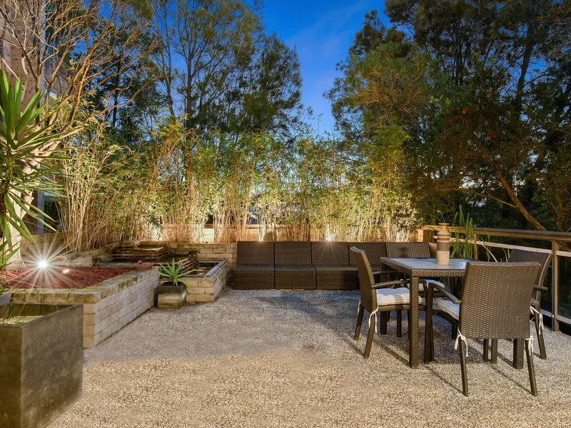 Sophisticated & Luxurious executive living