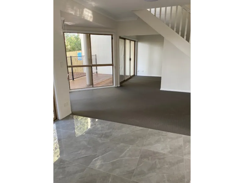 Fully Renovated Townhouse in Central Location