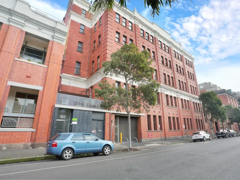 Spacious apartment in the heart of Collingwood