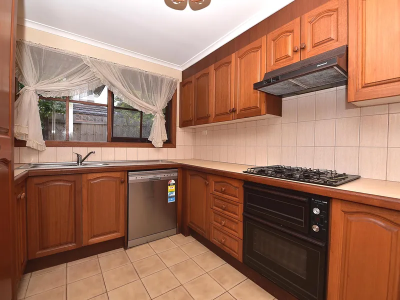GLEN WAVERLEY SCHOOL CATCHMENT AREA!