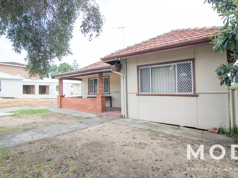 TWO BEDROOM HOUSE ON HAMILTON HILL