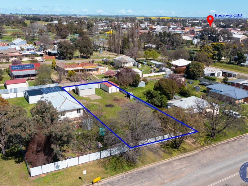 Building Block With Rear Lane Access