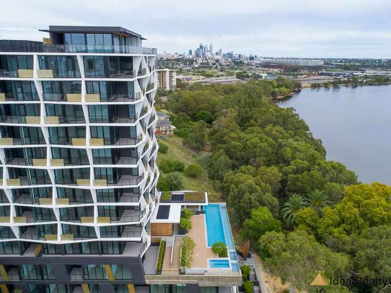 ABSOLUTE RIVERFRONT CAN BE ABSOLUTELY YOURS