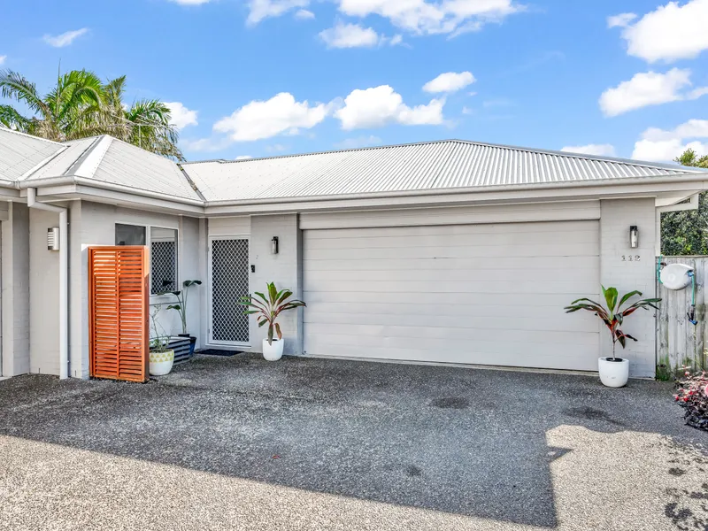 3 Bedrooms | 2 Bathrooms | Double Garage | Tanilba Bay