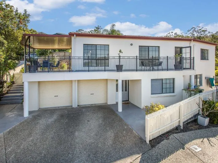 Contract Crashed! Looking for offers! Owners keen!